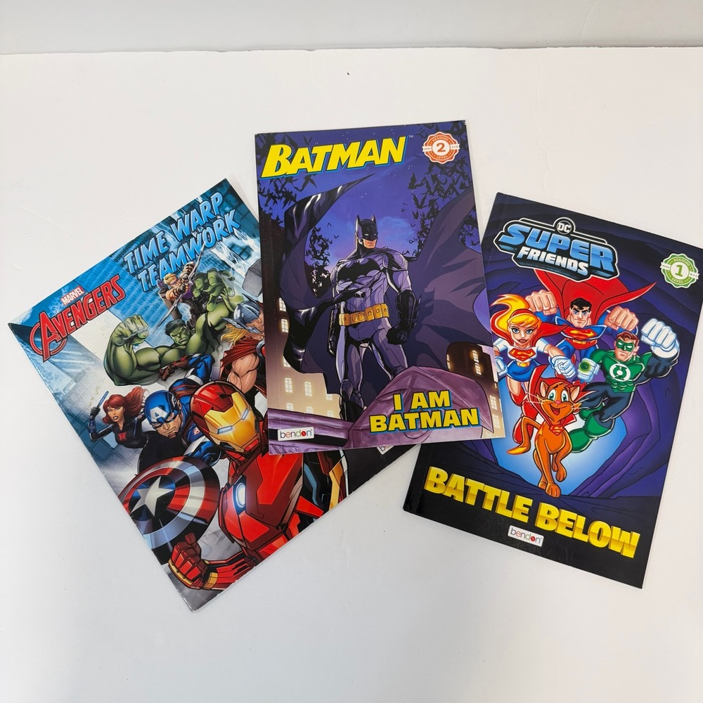 Lot Of 3 Stories - DC Comics Super Friends Action Figure Playset - Multicolor